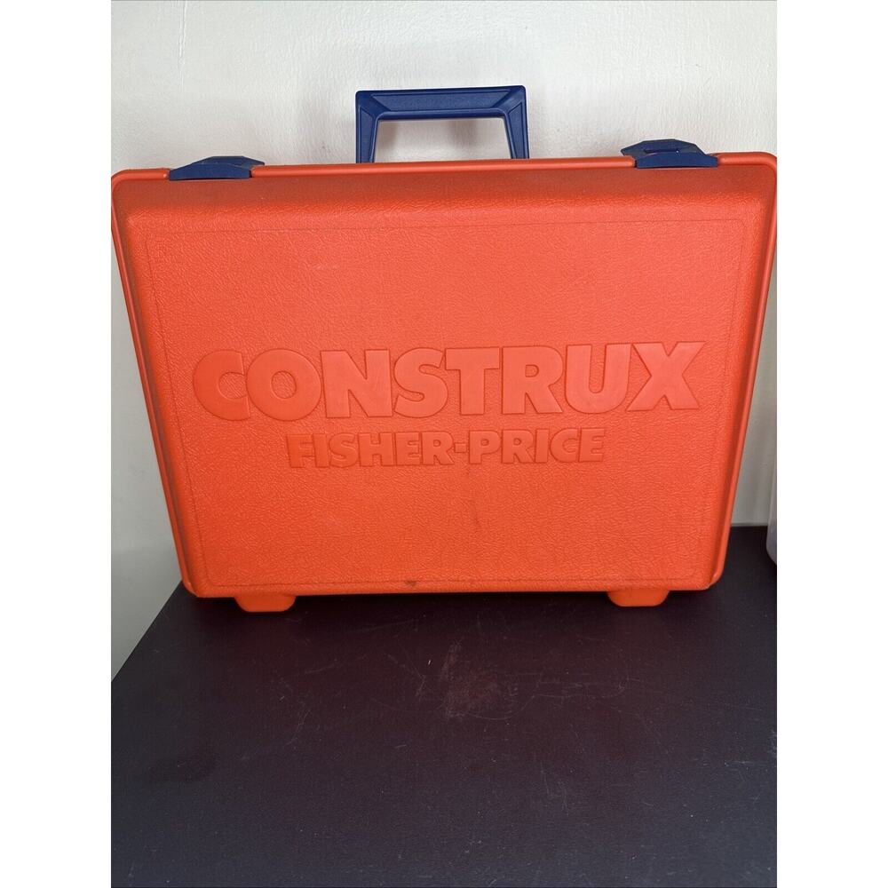 VINTAGE 1985 FISHER PRICE CONSTRUX CREATIVE‎ BUILDING lot W/ 2 People Hard Case